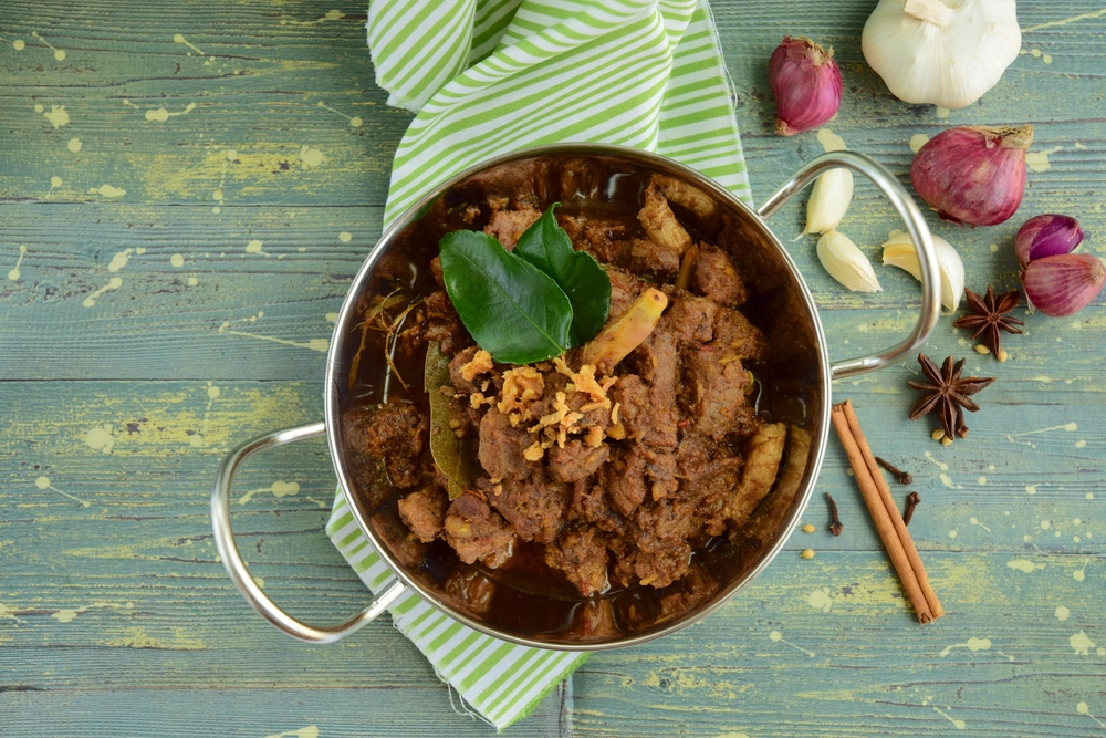 Makanan lebaran begitu lezat di lidah. Tapi amankah untuk ibu hamil?